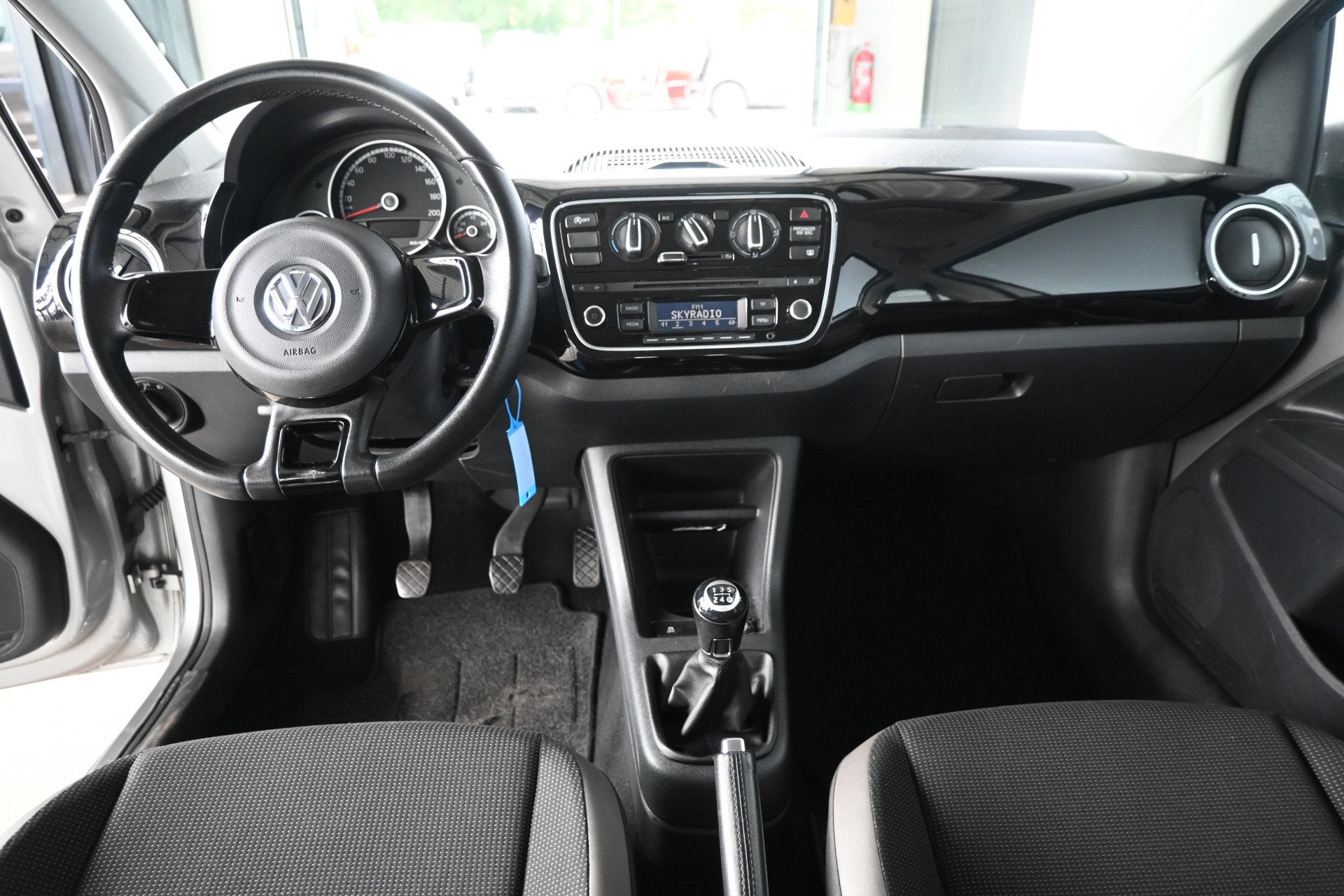 Volkswagen up! 1.0 High Up! BlueMotion Airco Licht metaal El, Auto's, Euro 5, Gebruikt, Origineel Nederlands, Handgeschakeld