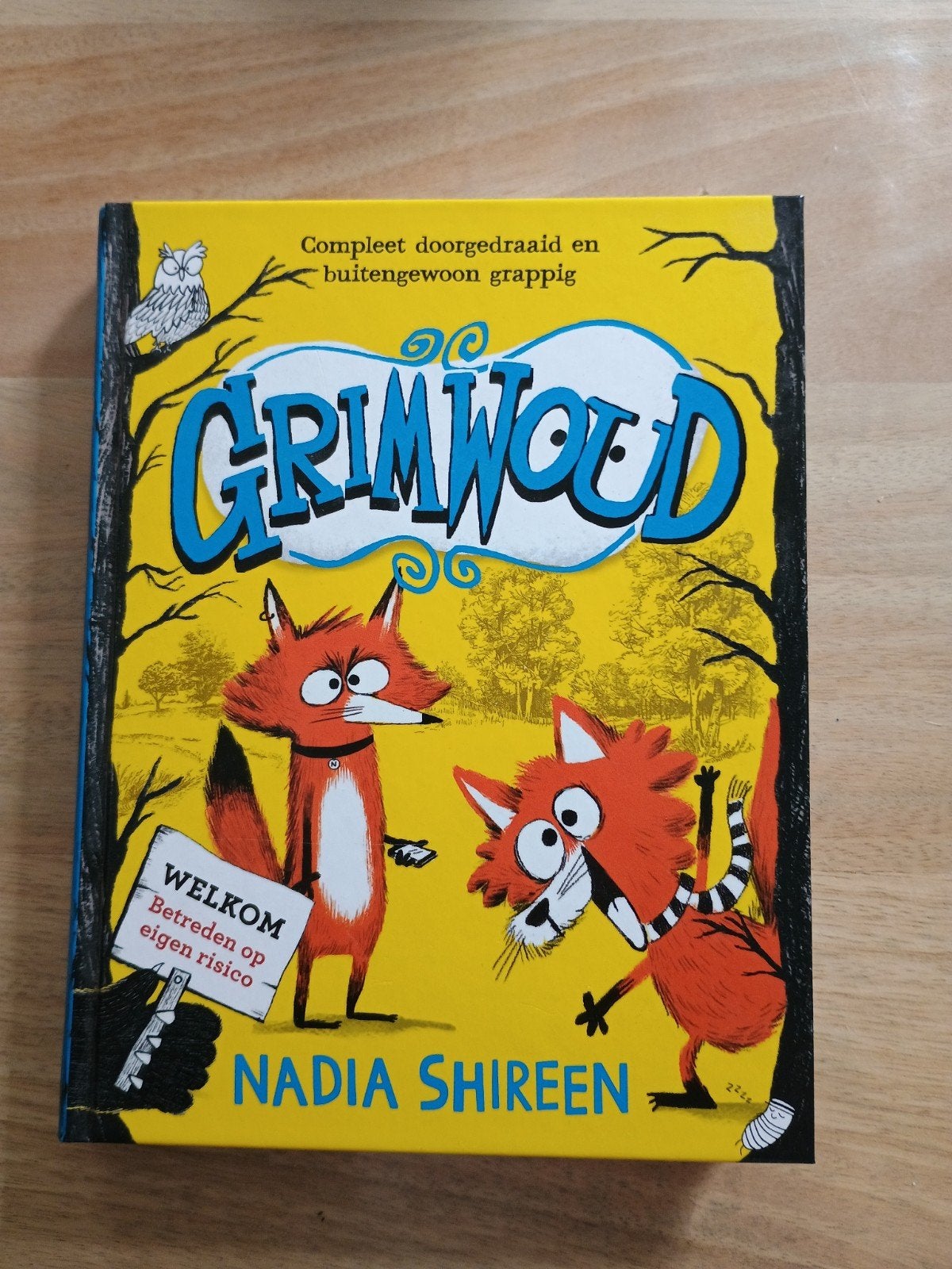 Nadia Shireen - Grimwoud, Nadia Shireen, Ophalen of Verzenden, Zo goed als nieuw, Sprookjes