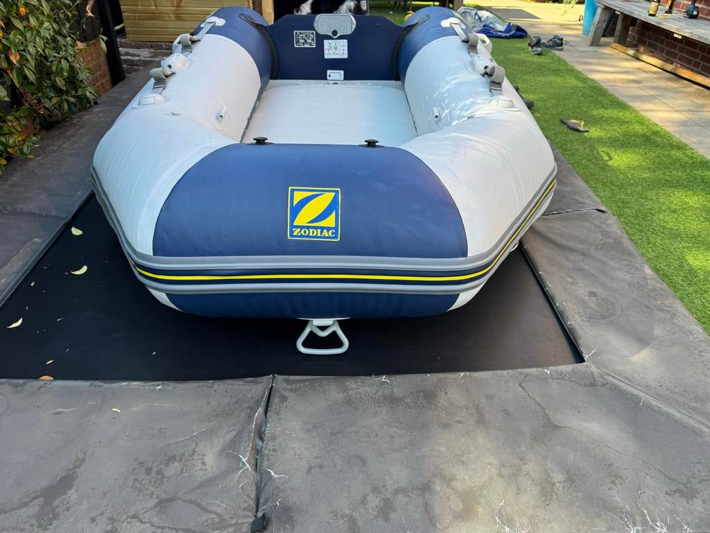 Zodiac 260 LR bijboot - Zo goed als nieuw, Ophalen, Airdeck, Benzine, Zodiac