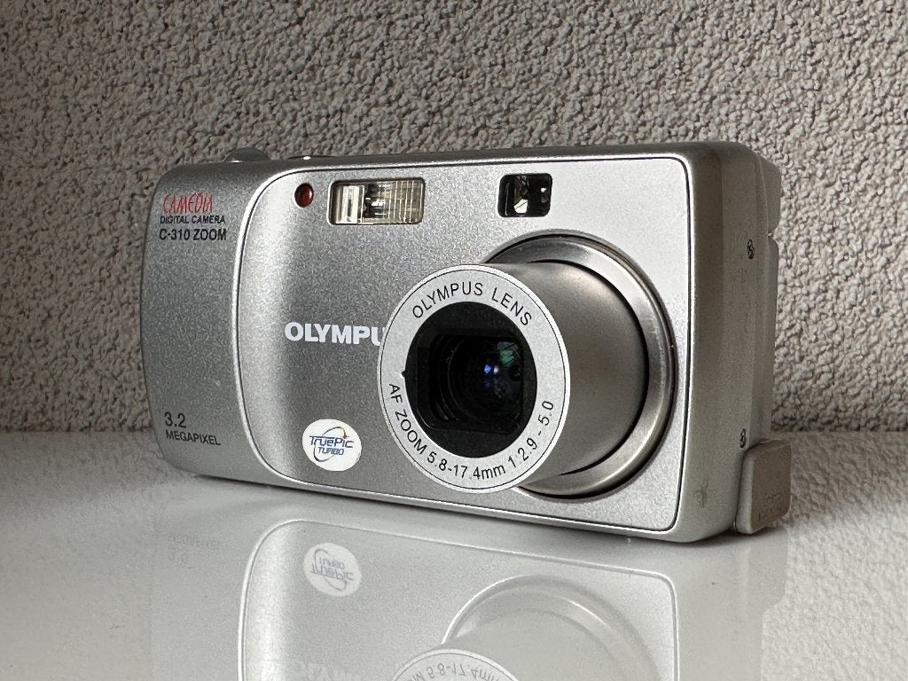 Mooie Olympus C-310 Zoom digitale camera, Ingebouwde flitser, Ophalen of Verzenden, Zo goed als nieuw, Olympus