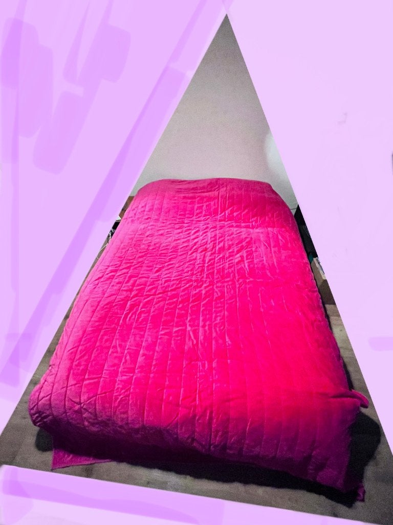 Prachtig fuchsia roze quilt sprei 260x175cm, Huis en Inrichting, Gebruikt, Katoen, Tweepersoons, Ophalen of Verzenden