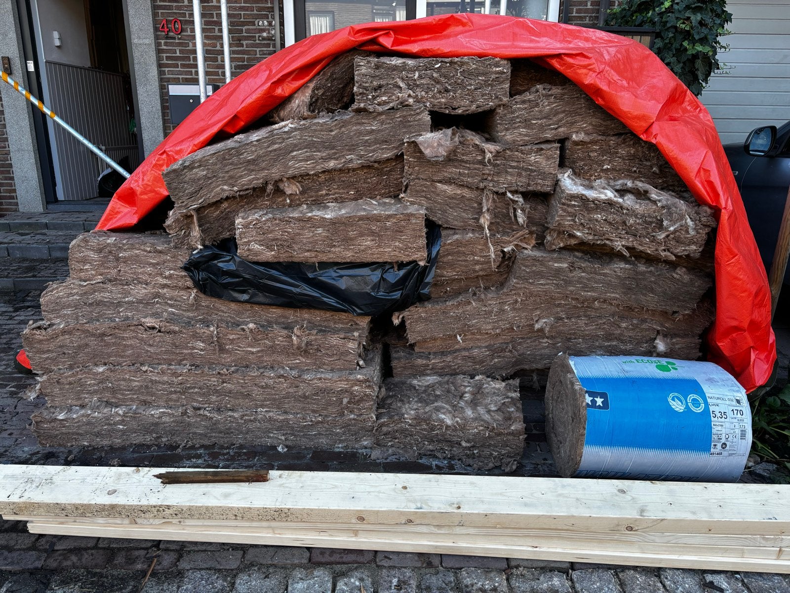 T.E.A.B. Ongeveer 25 rollen /32m2 gebruikte isolatie, Doe-het-zelf en Verbouw, Ophalen, Gebruikt, 12 cm of meer, 15 m² of meer
