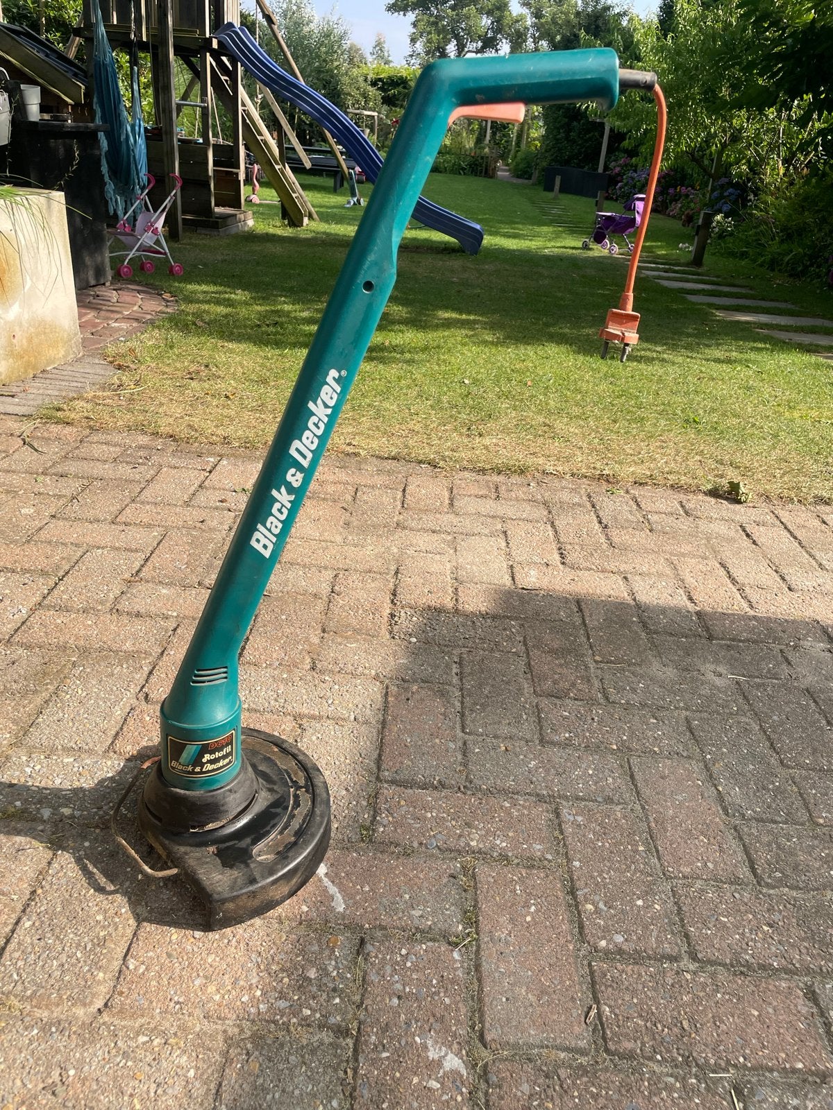 Black & Decker Grastrimmer - Elektrisch, Cirkelmaaier, Gebruikt, Elektrische grasmaaier, Minder dan 30 cm