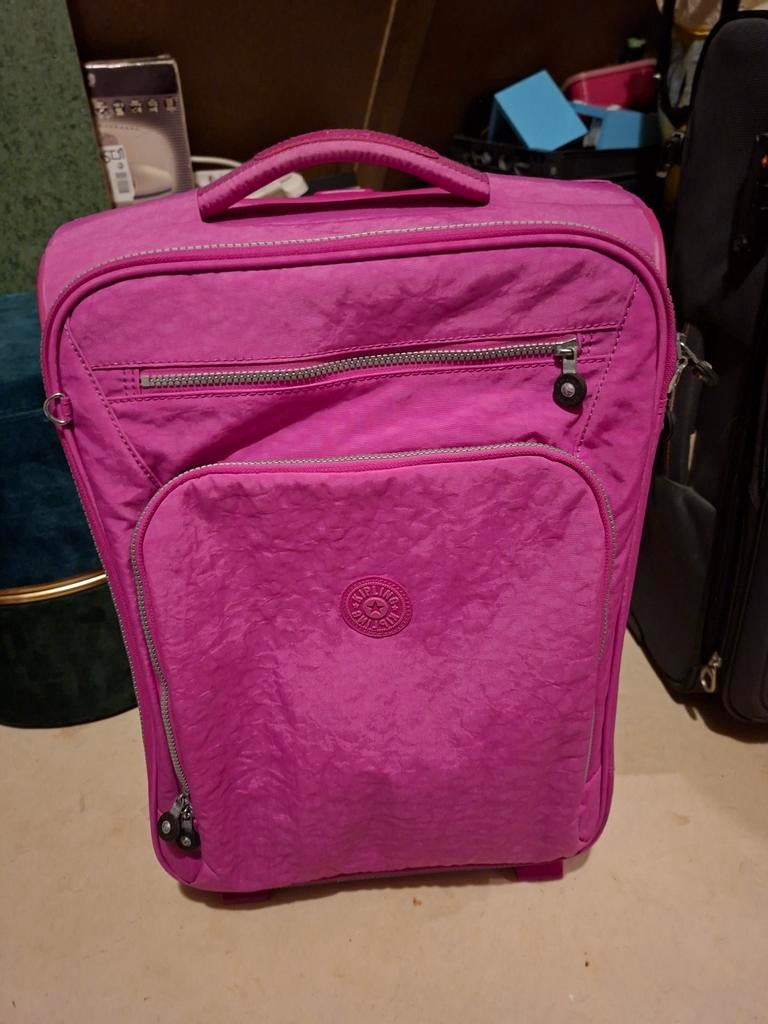 Kipling koffer roze/paars inclusief toilettas, Ophalen, Zo goed als nieuw, Hard kunststof, Minder dan 35 cm