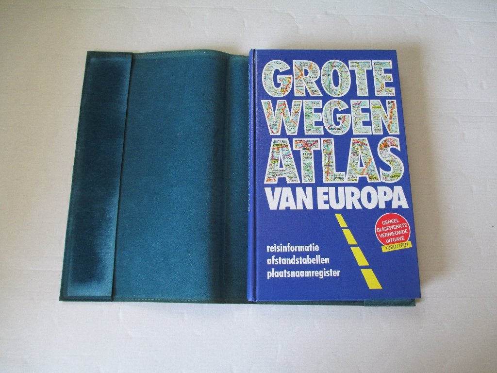 grote wegenatlas van europa 1990/1991 z.g.a.n., Boeken, 1800 tot 2000, Europa Overig, Ophalen of Verzenden, Landkaart