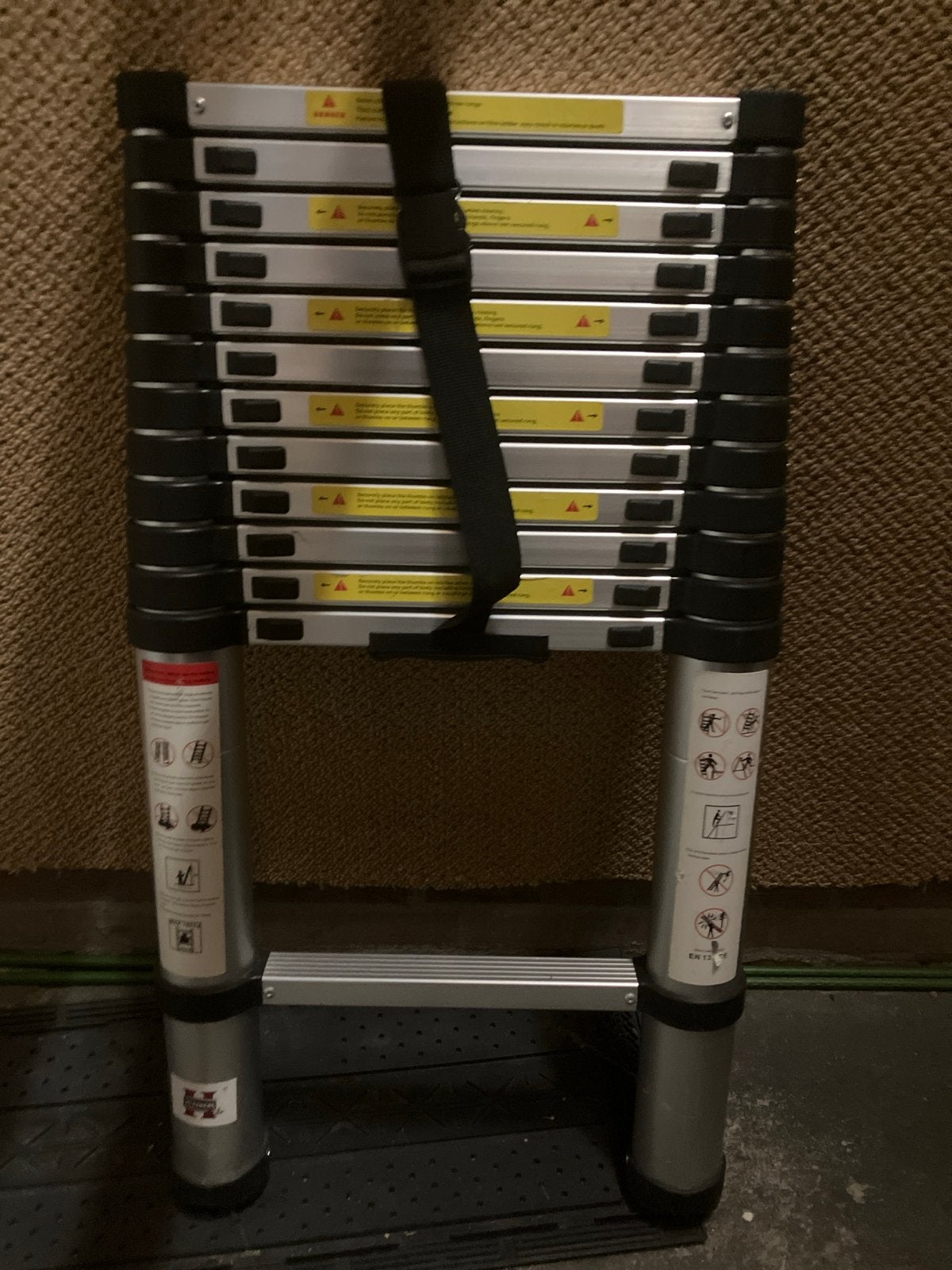 Telescopische ladder - Opvouwbaar en inschuifbaar, Doe-het-zelf en Verbouw, Ladders en Trappen, Ophalen, Gebruikt, Ladder, Opvouwbaar of Inschuifbaar