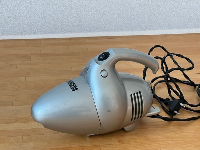 Princess Shark Compact stofzuiger, Gebruikt, Kruimeldief, Geschikt voor harde vloeren, Minder dan 1200 watt