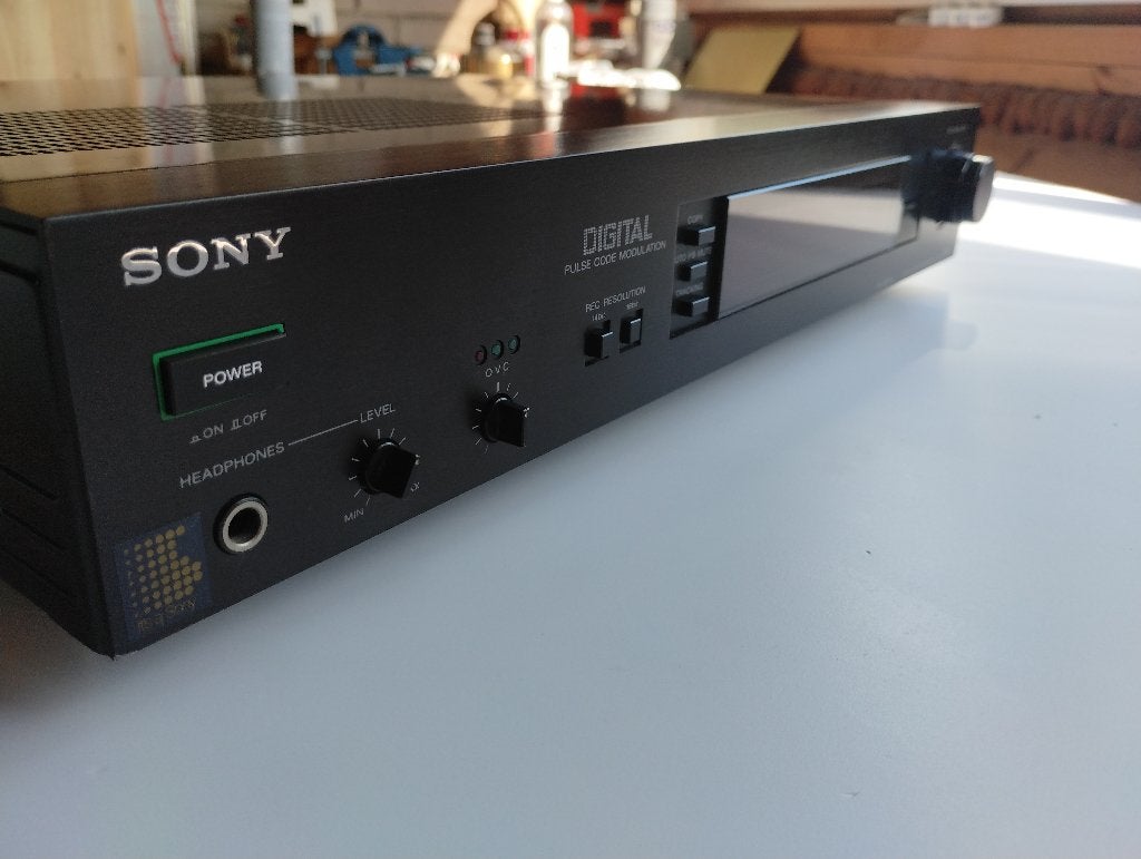 Sony PCM- 501 ES, Ophalen of Verzenden, Gebruikt, Betamax-speler of -recorder