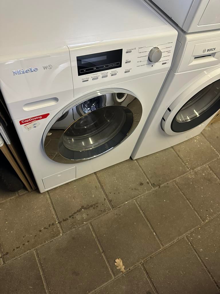 Prachtige Miele W1 1600 t 8 kg nu € 275,00, Ophalen, 8 tot 10 kg, Refurbished, 1600 toeren of meer