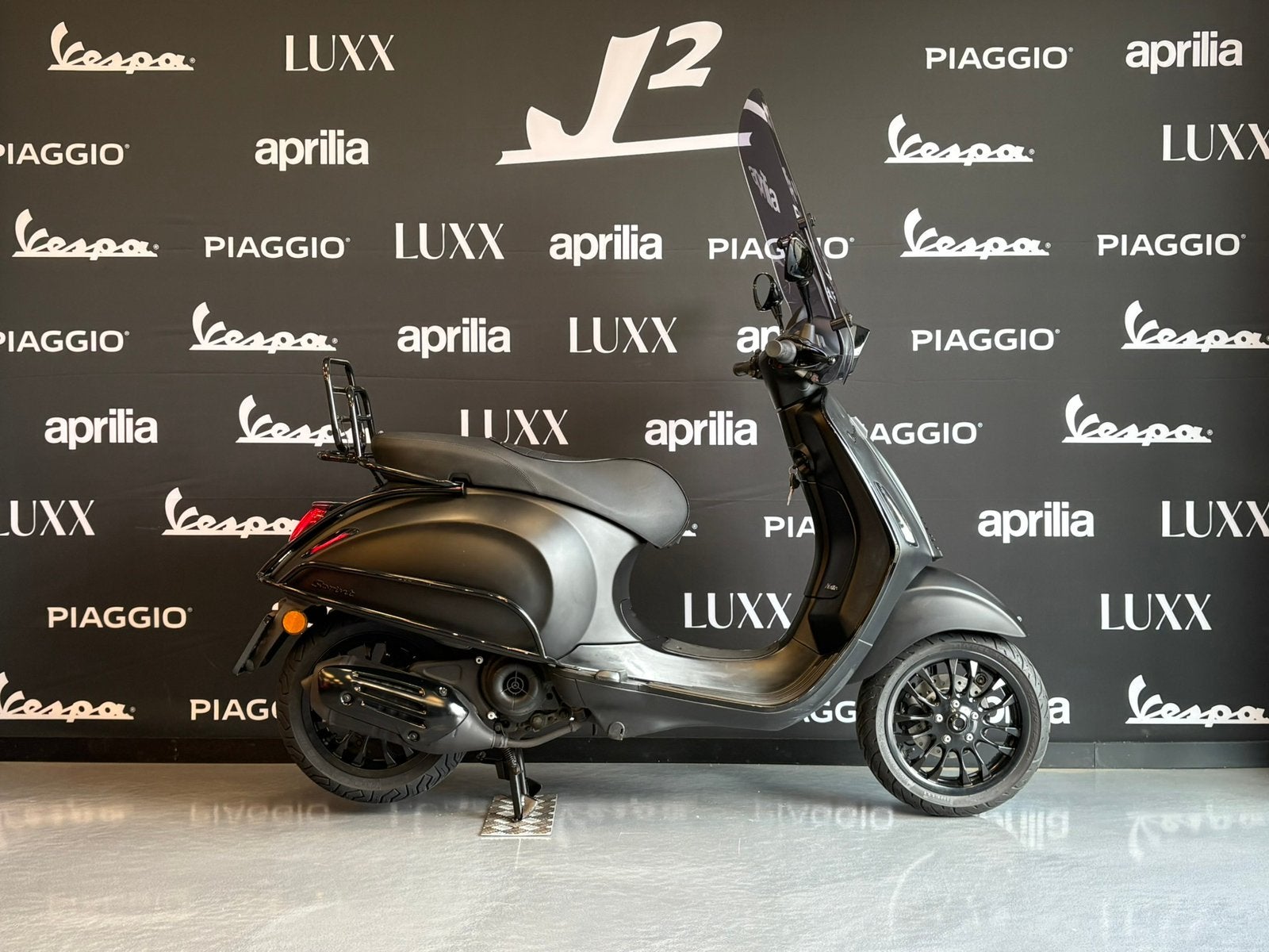 Vespa Sprint | Mat Zwart | Brom | 2019 | 13435 km, Gebruikt, Overige modellen, ., Maximaal 45 km/u