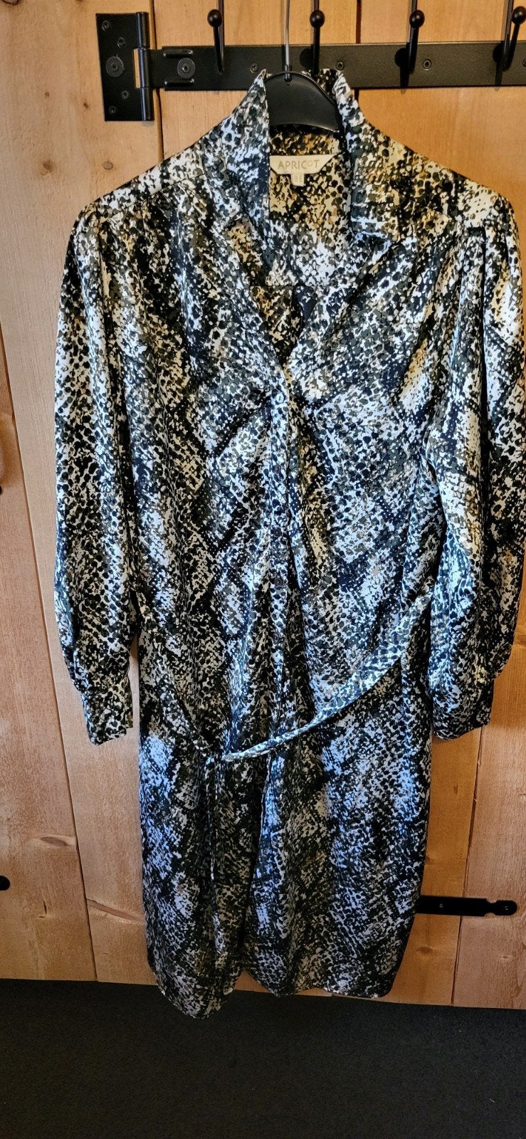 jurk apricot xl, Ophalen of Verzenden, Zo goed als nieuw, Maat 46/48 (XL) of groter, Blauw