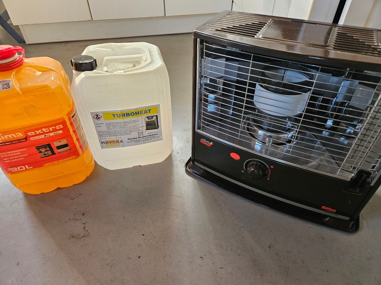 Zibro R 111 C petroleum kachel incl. brandstof, Ophalen, Gebruikt, Overige brandstoffen, Petroleumkachel