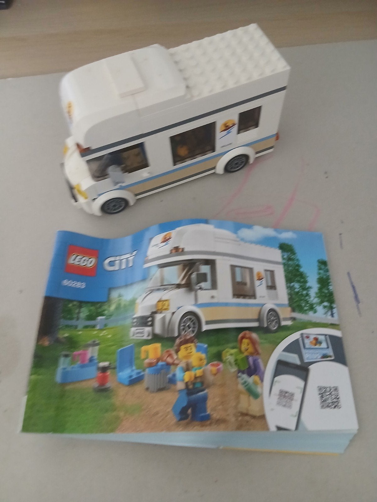 Lego City Campervan 60283 met instructieboekje, Lego, Compleet, Ophalen of Verzenden, Complete set