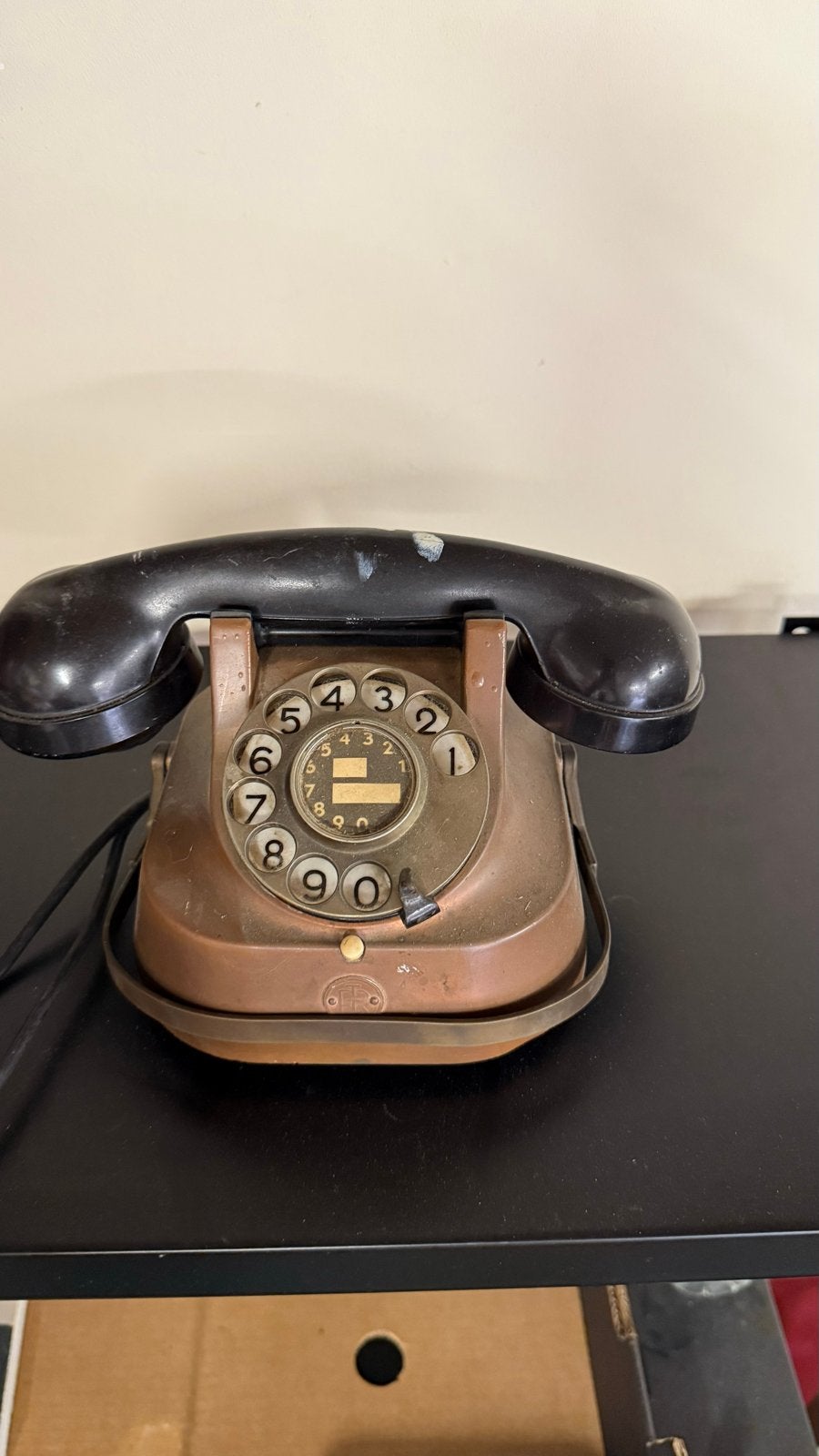 Vintage Telefoon RTT 56 met Draaischijf - Koperkleurig, Ophalen, Gebruikt, Met draaischijf