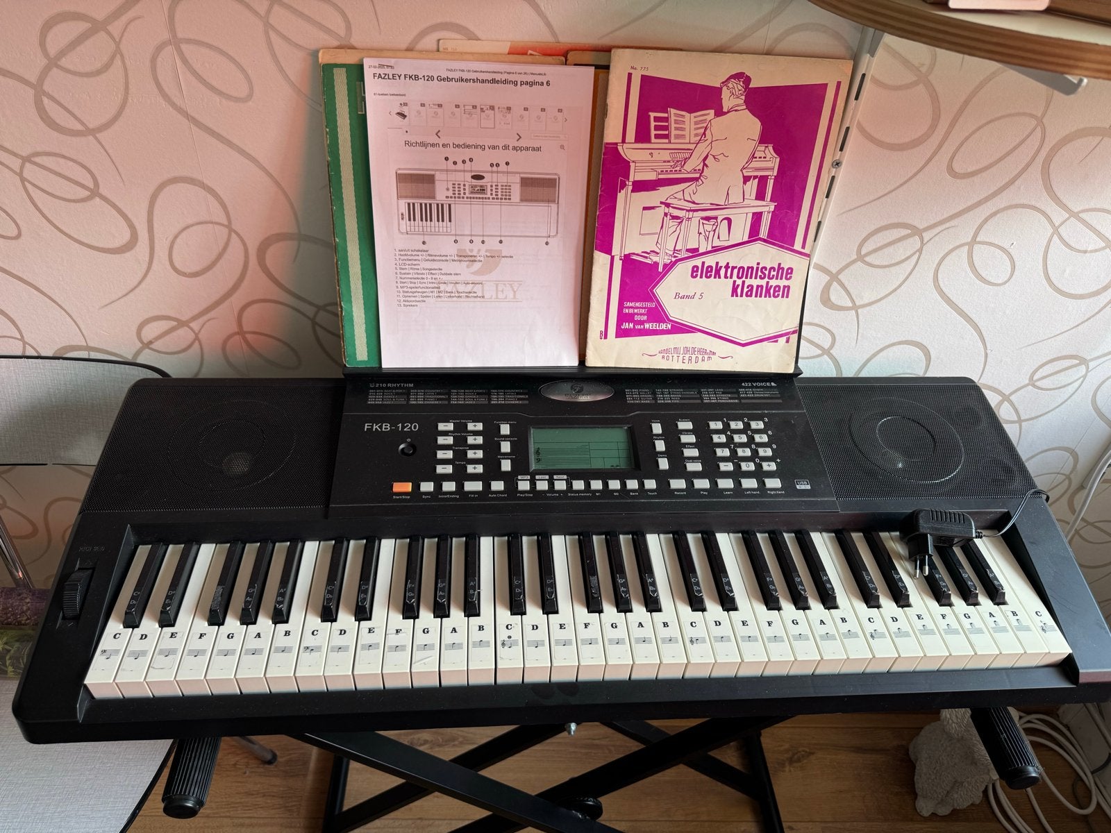 Keyboard Orgel met standaard, Met standaard, Ophalen, Overige merken, 61 toetsen