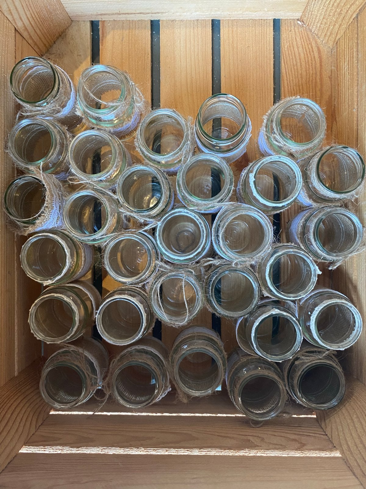 Mooie glazen vaasjes met jute, Ophalen of Verzenden