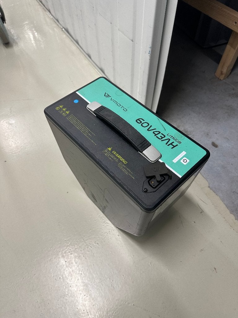 VMoto 60V 43Ah accu, Ophalen, Gebruikt, Overige typen, Overige merken