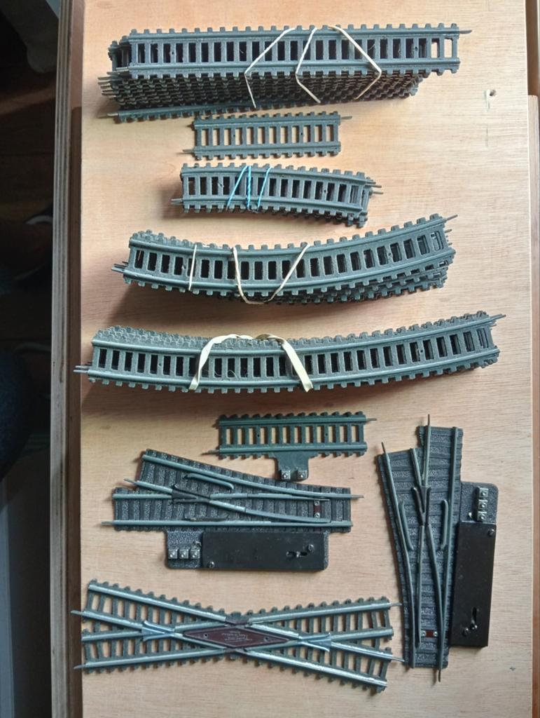 Vintage Fleischmann railsset jaren 50 met kartonnen bielzen., Hobby en Vrije tijd, Modeltreinen | H0, Gebruikt, Gelijkstroom, Fleischmann