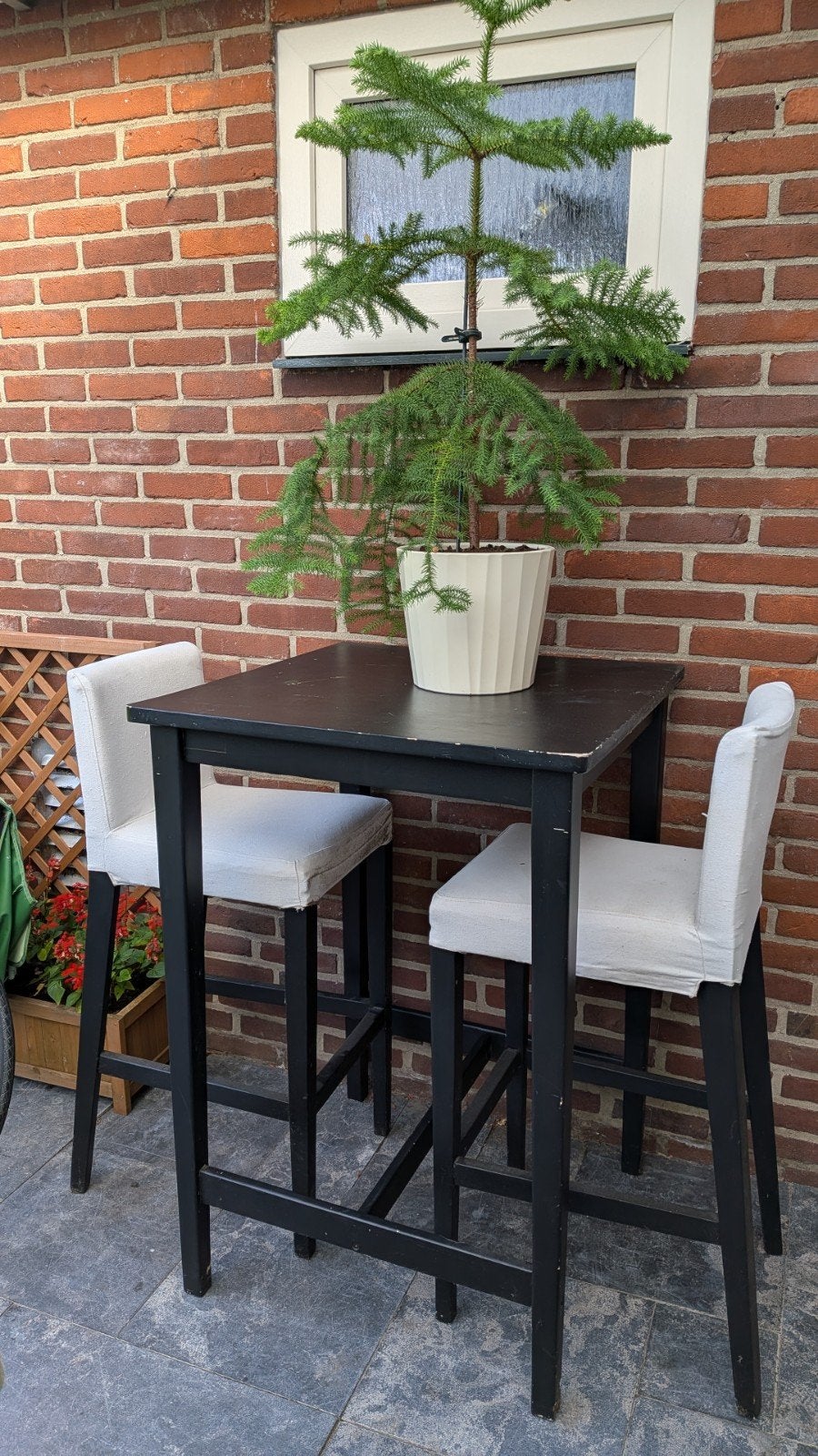 Gratis Ikea bartafel met 2 stoelen, Huis en Inrichting, Ophalen, Gebruikt, 50 tot 100 cm, Tot twee personen
