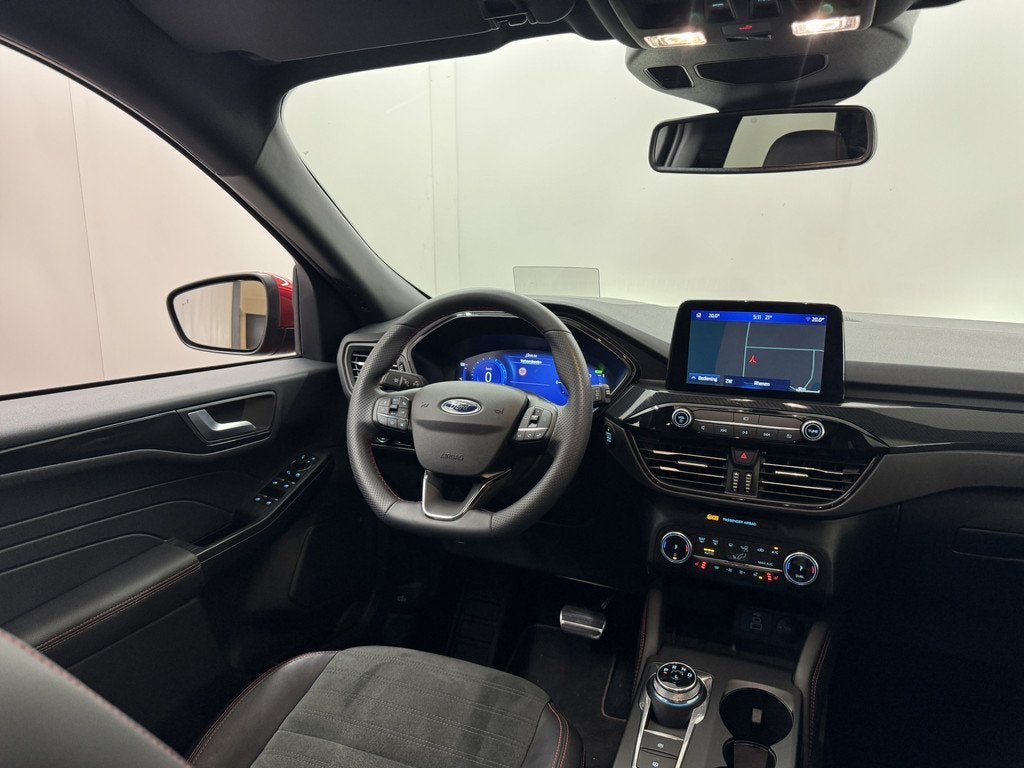 Ford Kuga 2.5 PHEV ST-Line X / Pano / Camera / B&O / Winter, Auto's, Automatische klimaatregeling, Gebruikt, 4 cilinders, Met garantie (alle)