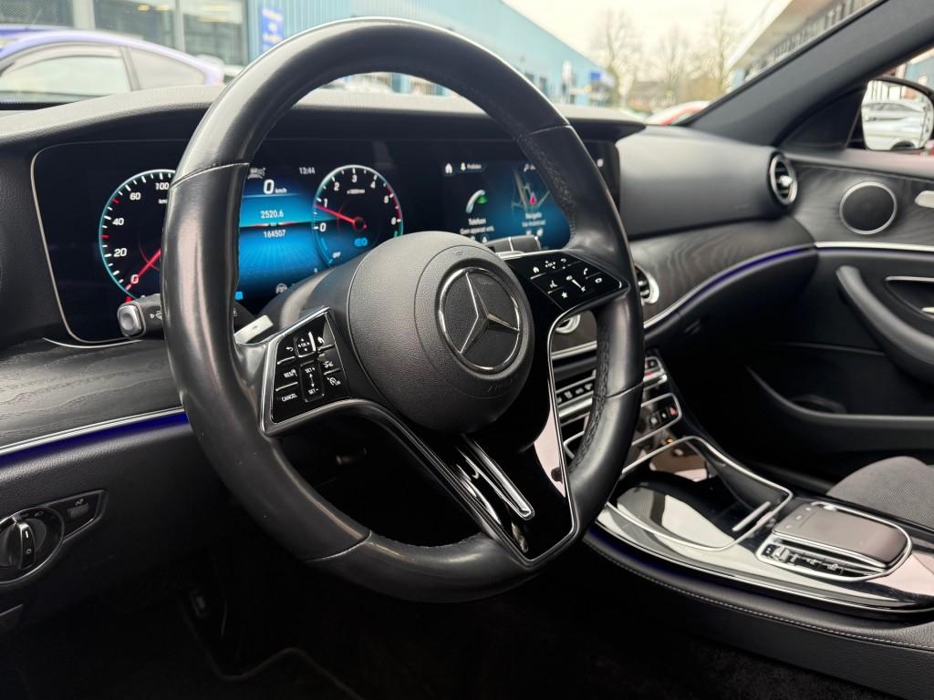 Mercedes-benz E-KLASSE 300 De AUTOMAAT AVANTGARDE NAVI PDC-C, Auto's, 14 kWh, Gebruikt, 4 cilinders, Electronic Stability Program (ESP)