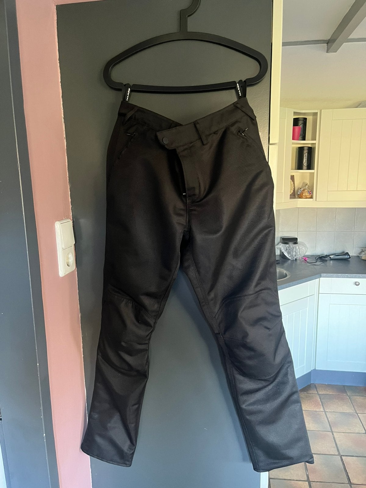 Dames motorbroek revit nieuw mt 40, Ophalen, Nieuw met kaartje, Dames, Broek | textiel