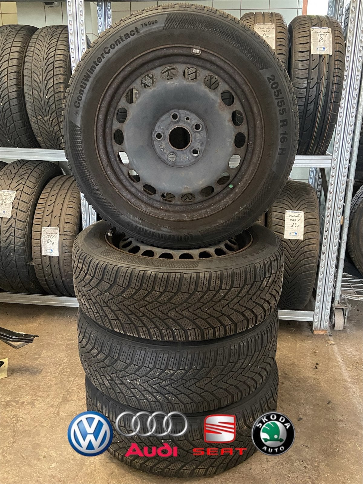 Set winterbanden op velg, 205/55 R16H Continental 5mm+-, Ophalen
