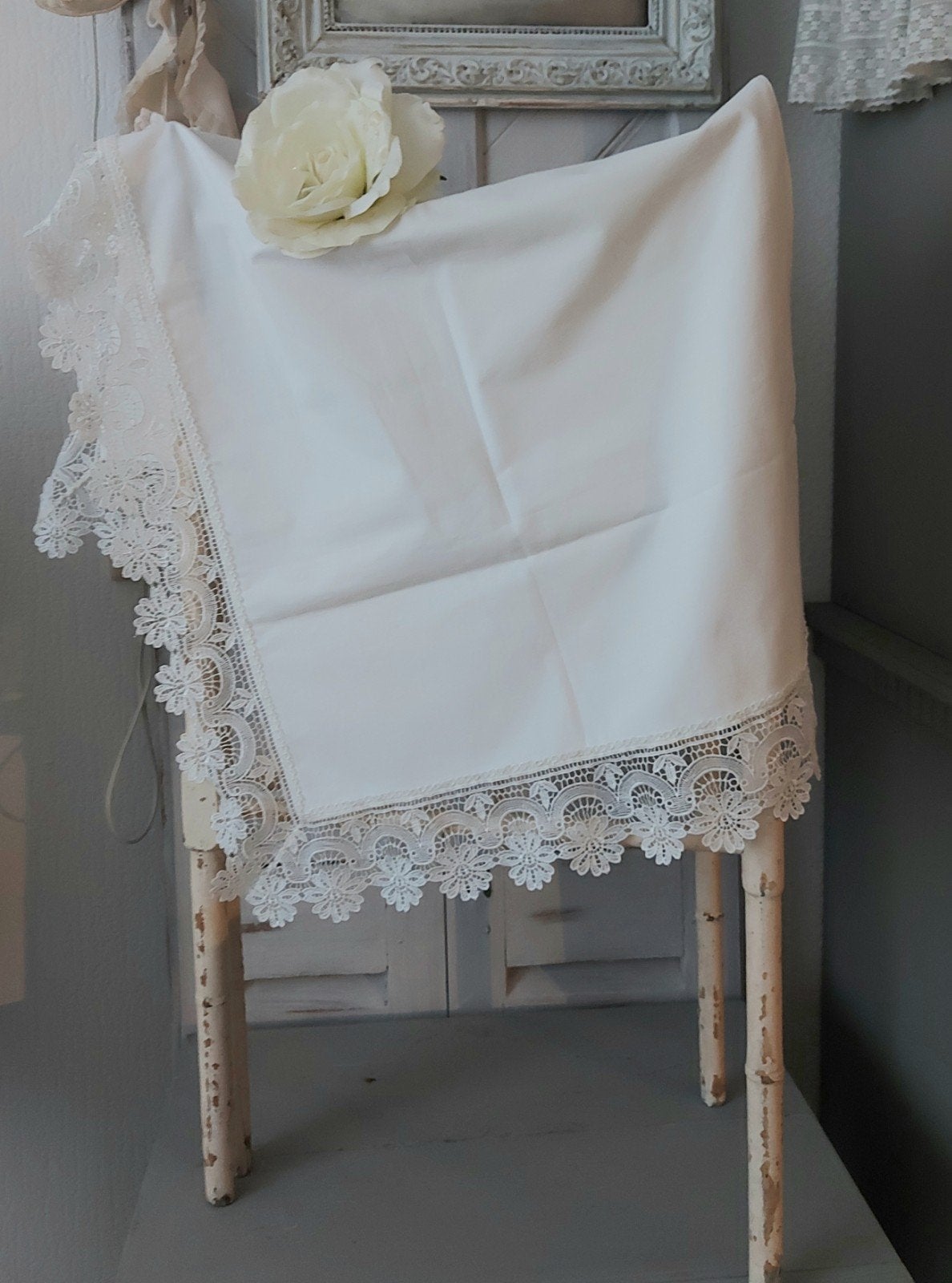 FRANS VINTAGE GRANDE  KANTRAND KUSSEN SIERSLOOP 95 X 55 CM., Ophalen, Overige merken, Wit, Vierkant