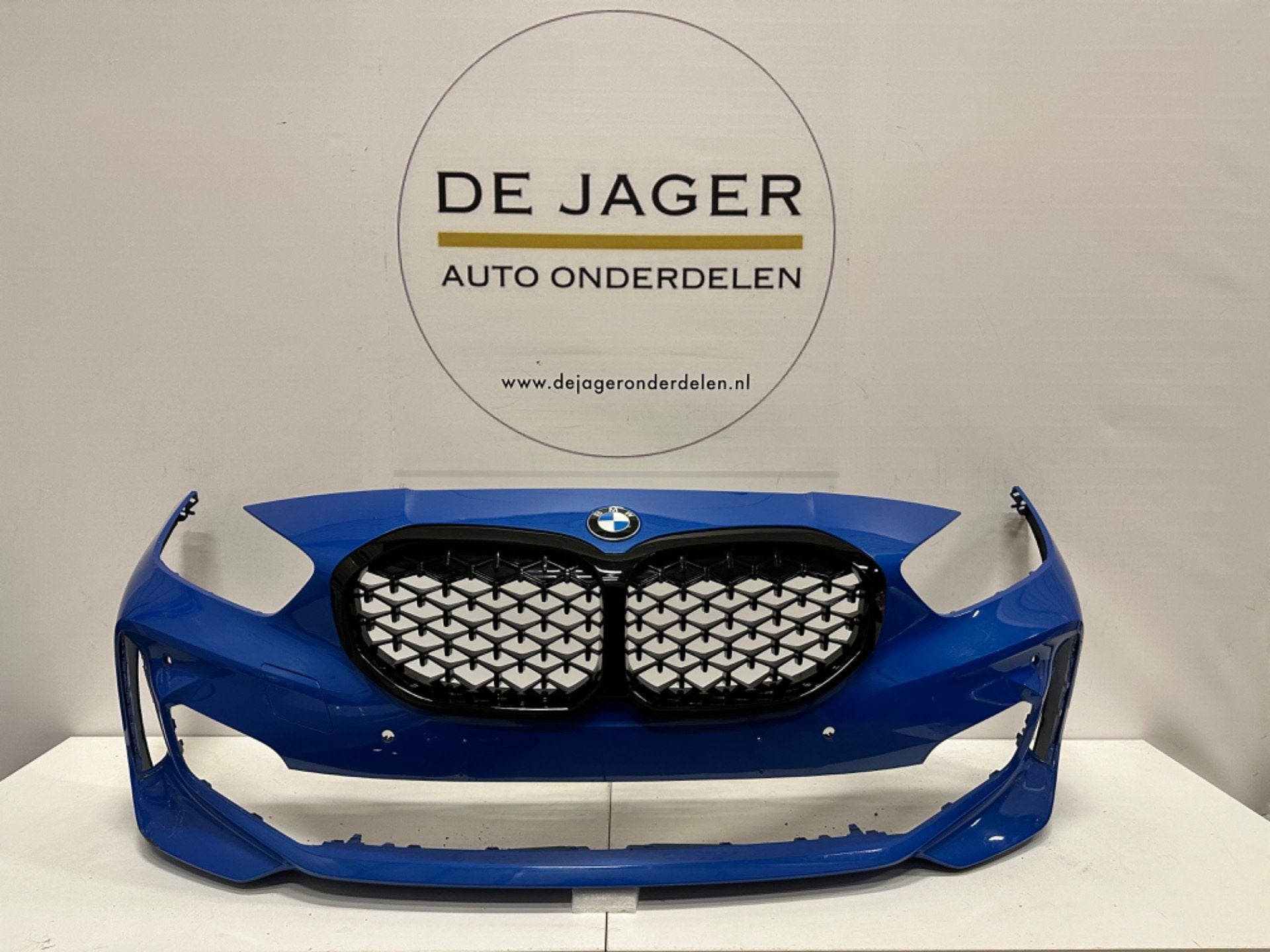 BMW 1 SERIE F40 M PAKKET VOORBUMPER ACHTERBUMPER ORIGINEEL, Petuelring 130
80788  Munich, DE, Gebruikt, Voor, Info@bmw.de