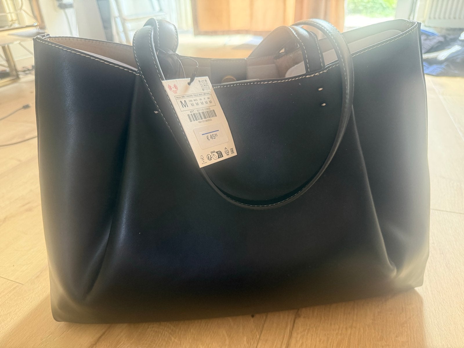Zara Shopper Zwart - Nieuw met prijskaartje, Ophalen of Verzenden, Nieuw, Zwart, Shopper