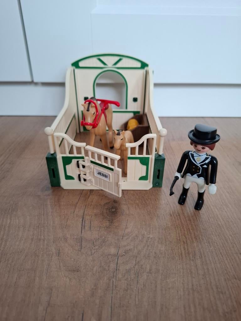 Playmobil paardenstal met paarden en ruiter, Ophalen of Verzenden