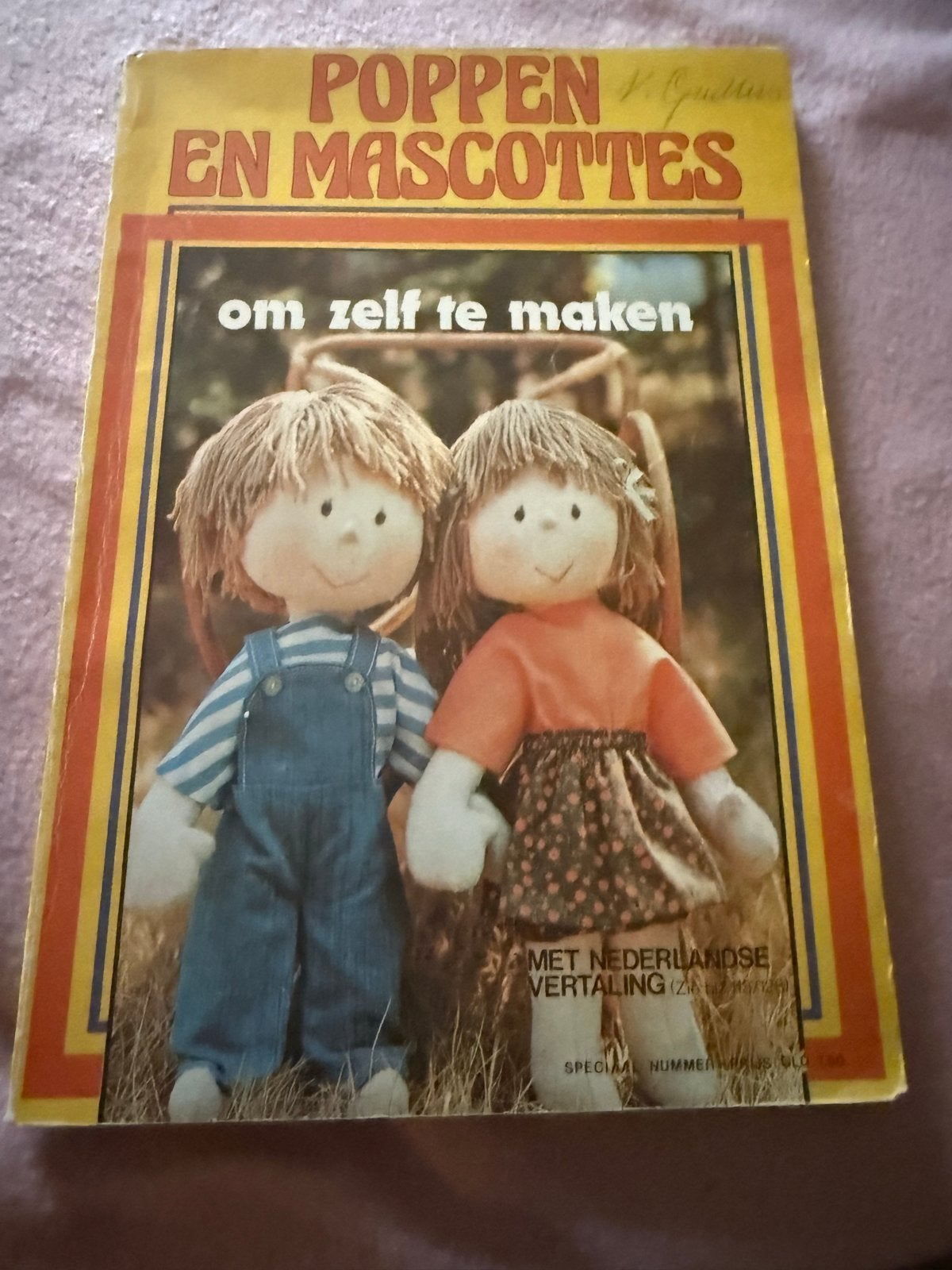 Poppen en Mascottes om zelf te maken naaien patronen, Ophalen of Verzenden, Gelezen, Poppen maken