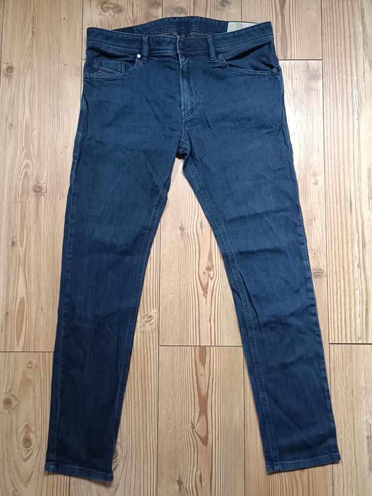 Diesel Thommer maat 34-32, Kleding | Heren, Spijkerbroeken en Jeans, Ophalen of Verzenden, Zo goed als nieuw, Blauw, W33 - W34 (confectie 48/50)