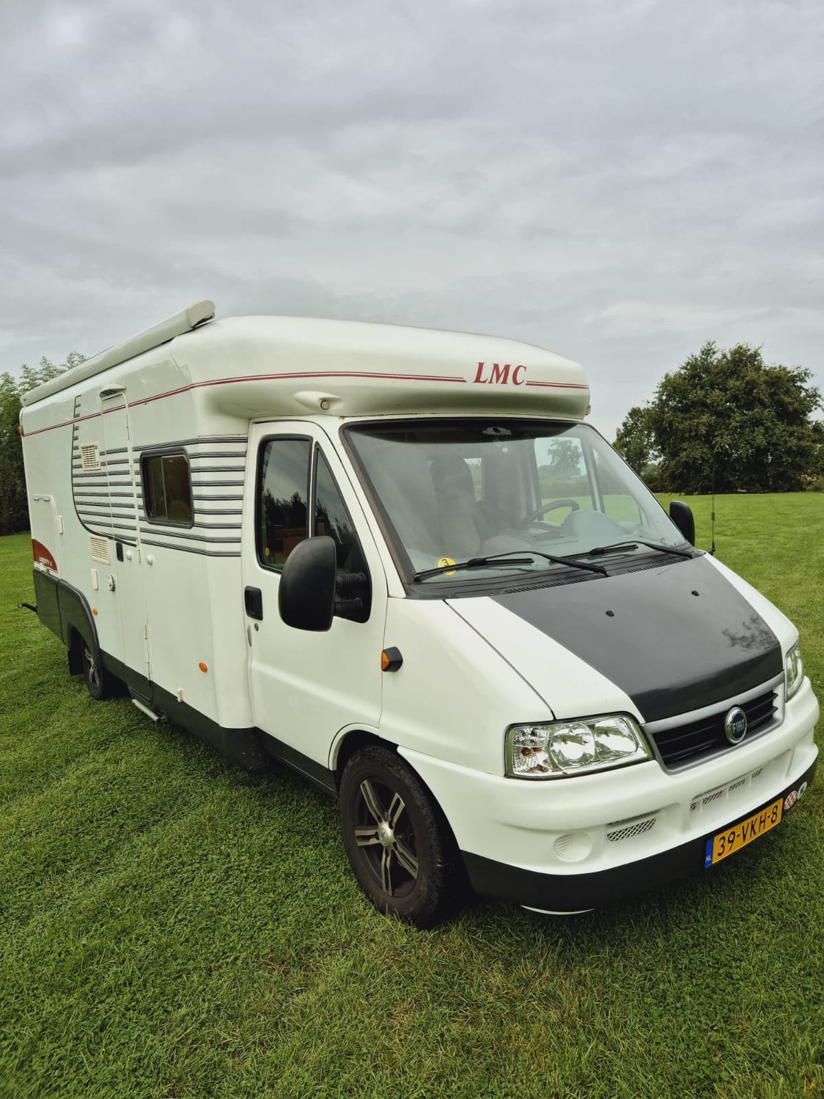 LMC Liberty TI 6650 ti dwarsbed Airco Garage, Fiat, 7 tot 8 meter, Bedrijf, Cassettetoilet