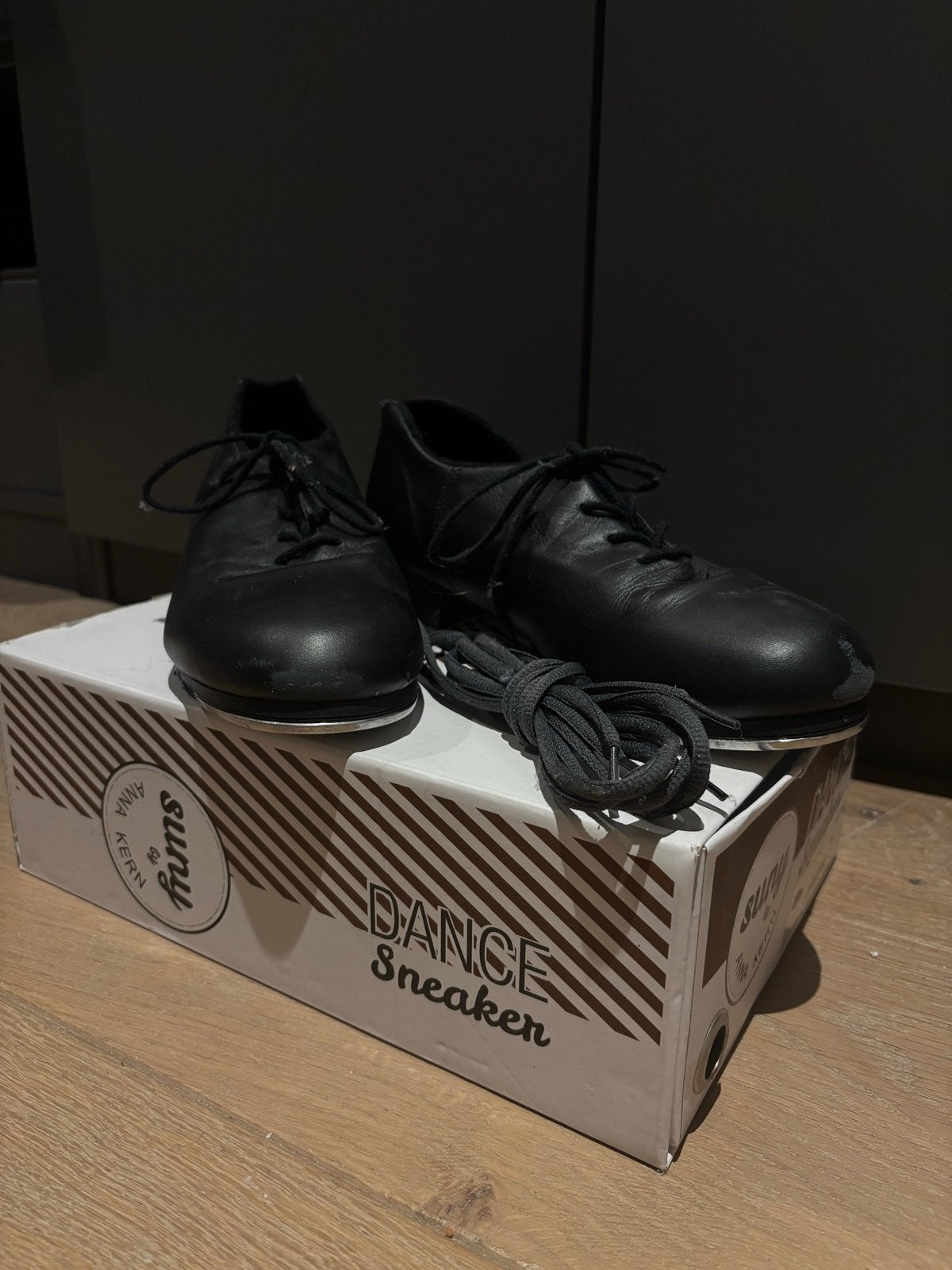 Zwarte Tapschoenen - Amper Gebruikt, Sport en Fitness, Ophalen, Zo goed als nieuw, Schoenen