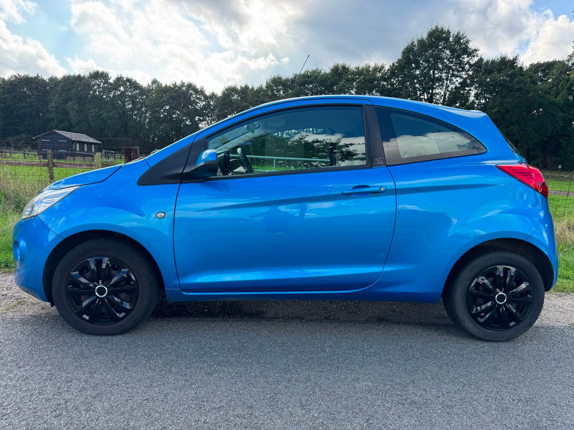 Ford Ka 1.2 Cool & Sound start/stop keurig onderhouden, Auto's, Voorwielaandrijving, Euro 5, Stof, Gebruikt