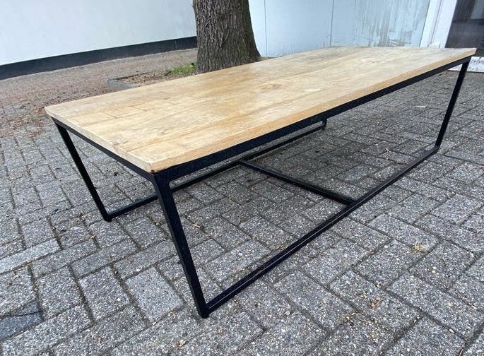Industriele salontafelt te koop, Huis en Inrichting, 100 tot 150 cm, Zo goed als nieuw, Overige houtsoorten, Industrieel