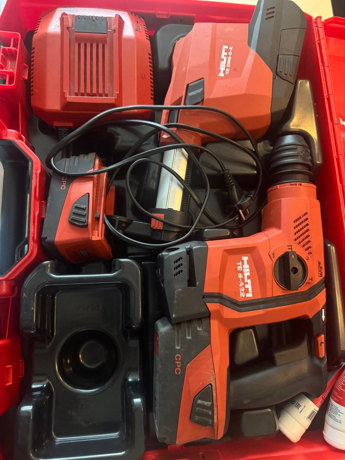 Hilti T6-a22, Ophalen of Verzenden, Zo goed als nieuw, Boor- en/of Breekhamer