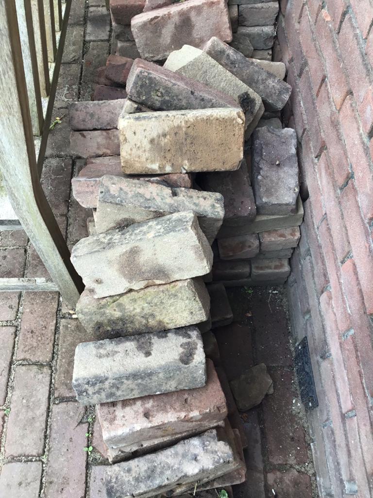 Gratis af te halen: 3 m2 gebakken klinkers, Tuin en Terras, Tegels en Klinkers, Gebruikt, Klinkers, Keramiek, Minder dan 5 m²