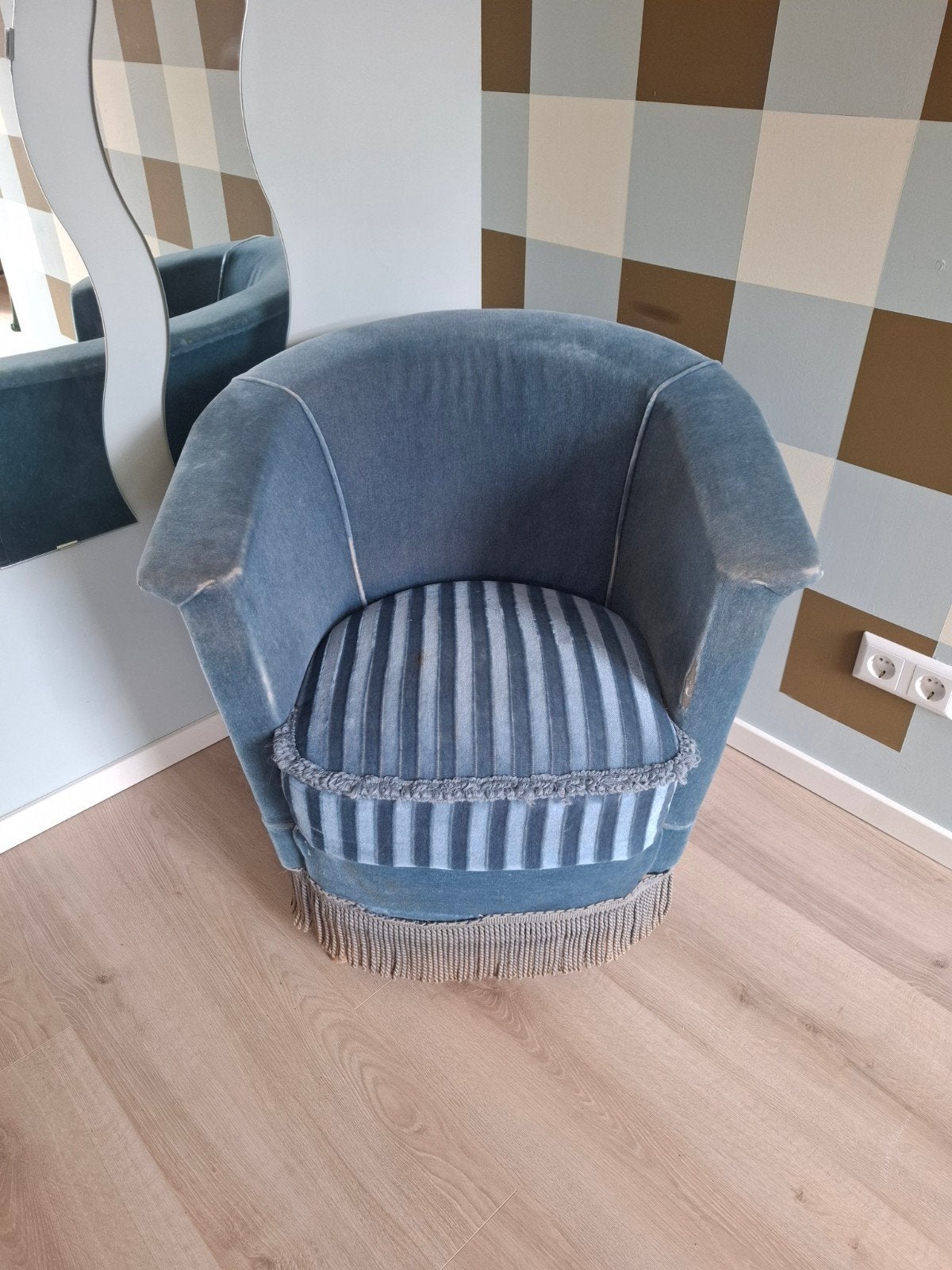 Vintage blauwe fauteuil met franjes, Ophalen