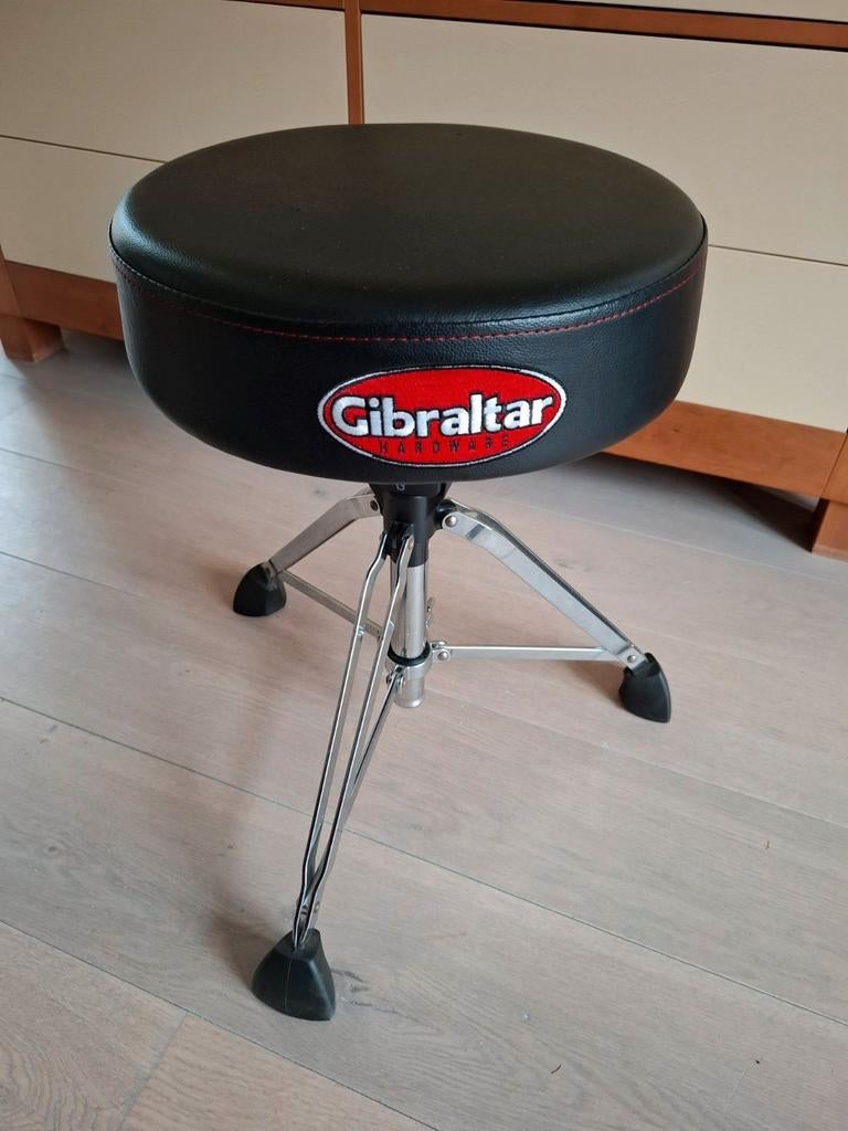 DrumTrone Gibraltar stevige kruk nieuw, Muziek en Instrumenten, Instrumenten | Toebehoren, Ophalen, Drums of Percussie
