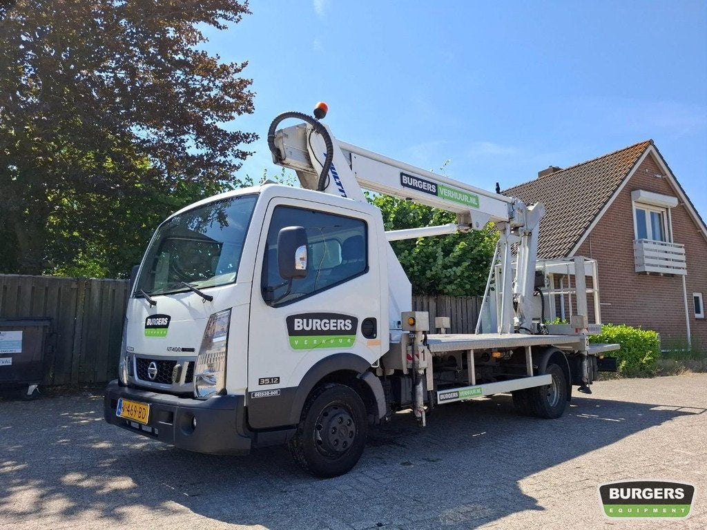 Multitel Nissan Multitel MJ 201 BE2354, Auto's, Gebruikt, Overige kleuren, Bedrijf, Diesel