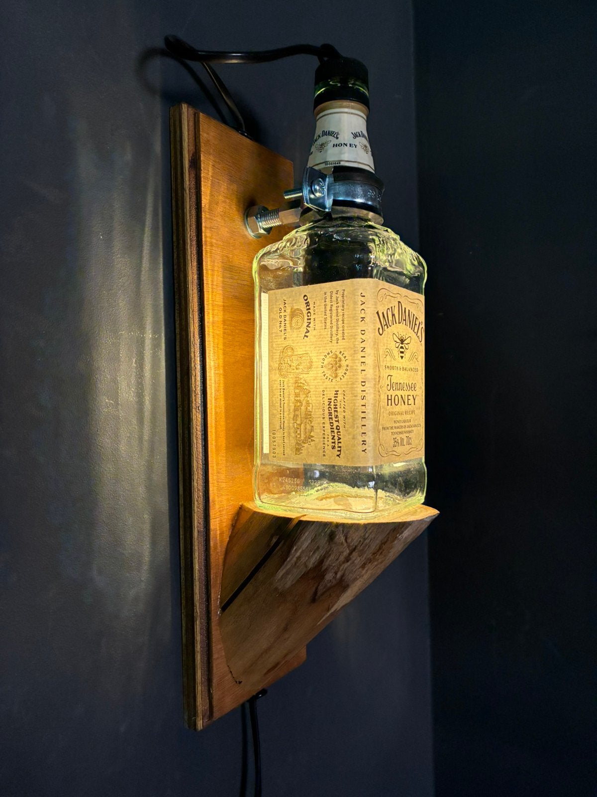 Jack Daniel’s honey Wandlamp op kastanje rondhout, Met schakelaar, Nieuw, Wandlamp, Glas