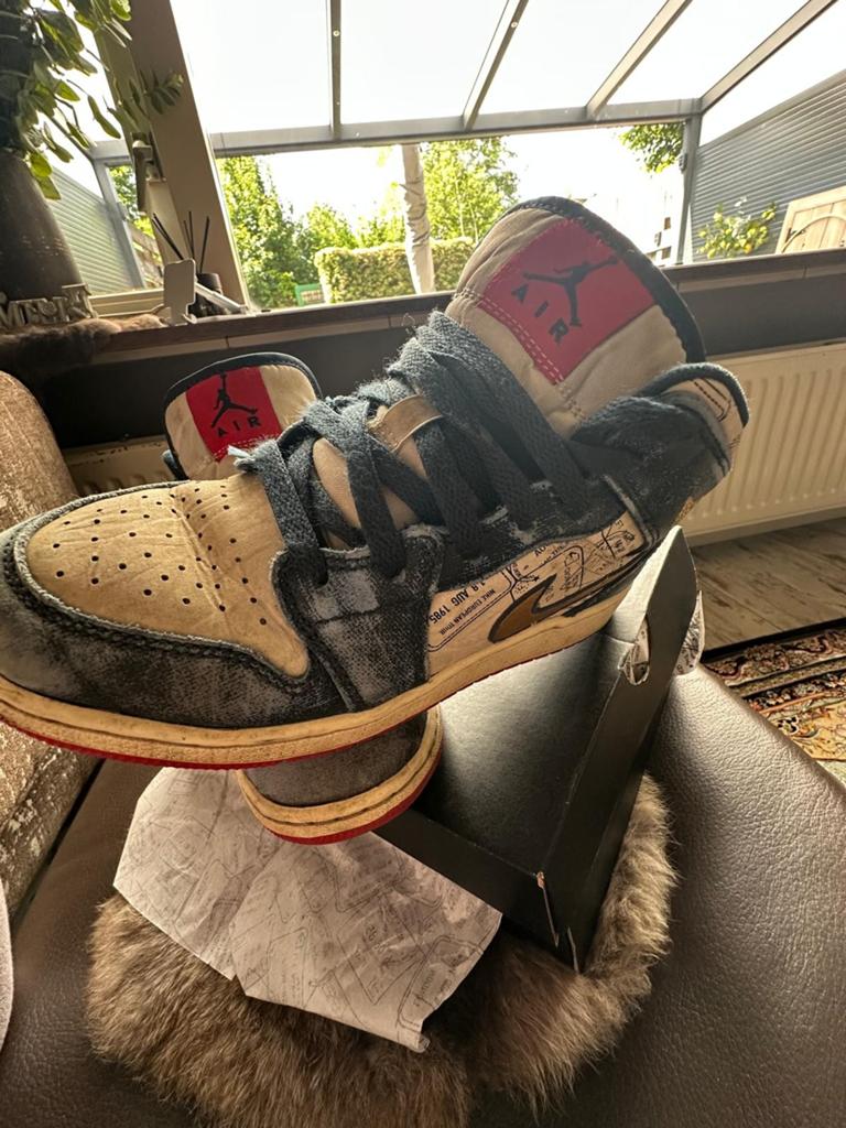 Nike Air Jordan 1 Mid SE (GS) - Armory Navy/Metallic Gold, Kleding | Heren, Schoenen, Blauw, Nike, Ophalen of Verzenden, Sneakers of Gympen