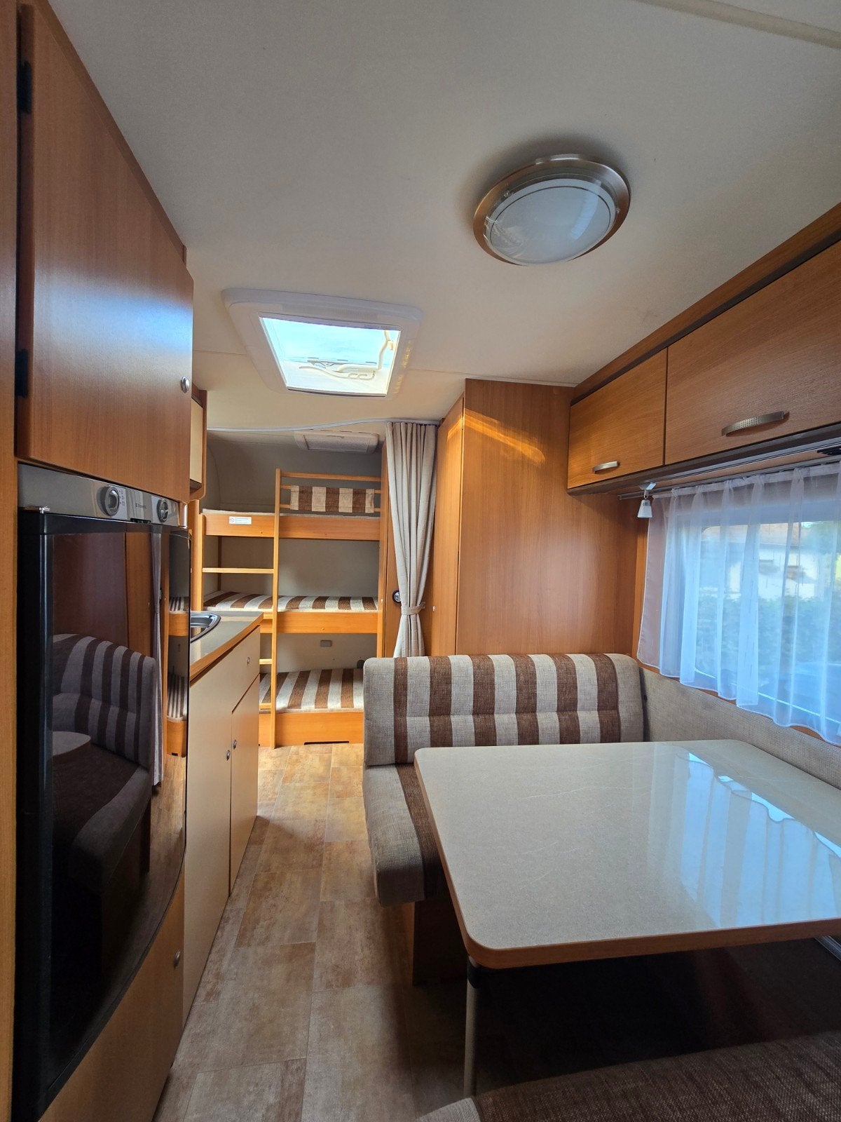 Burstner Premio 495 met 3 persoons stapelbed, mover  en air, Vast bed, Particulier, Bürstner, 4 tot 5 meter