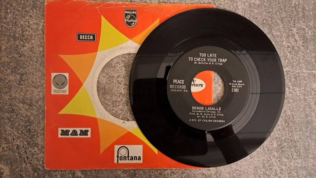Denise lasalle -too late to check your trap/the right track, Ophalen of Verzenden, Gebruikt, Pop