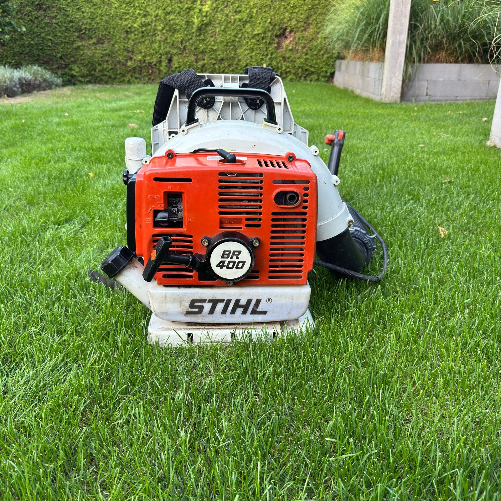Stihl BR 400 motor bladblazer - Startklaar, Ophalen of Verzenden, Gebruikt, Benzine, Ruggedragen