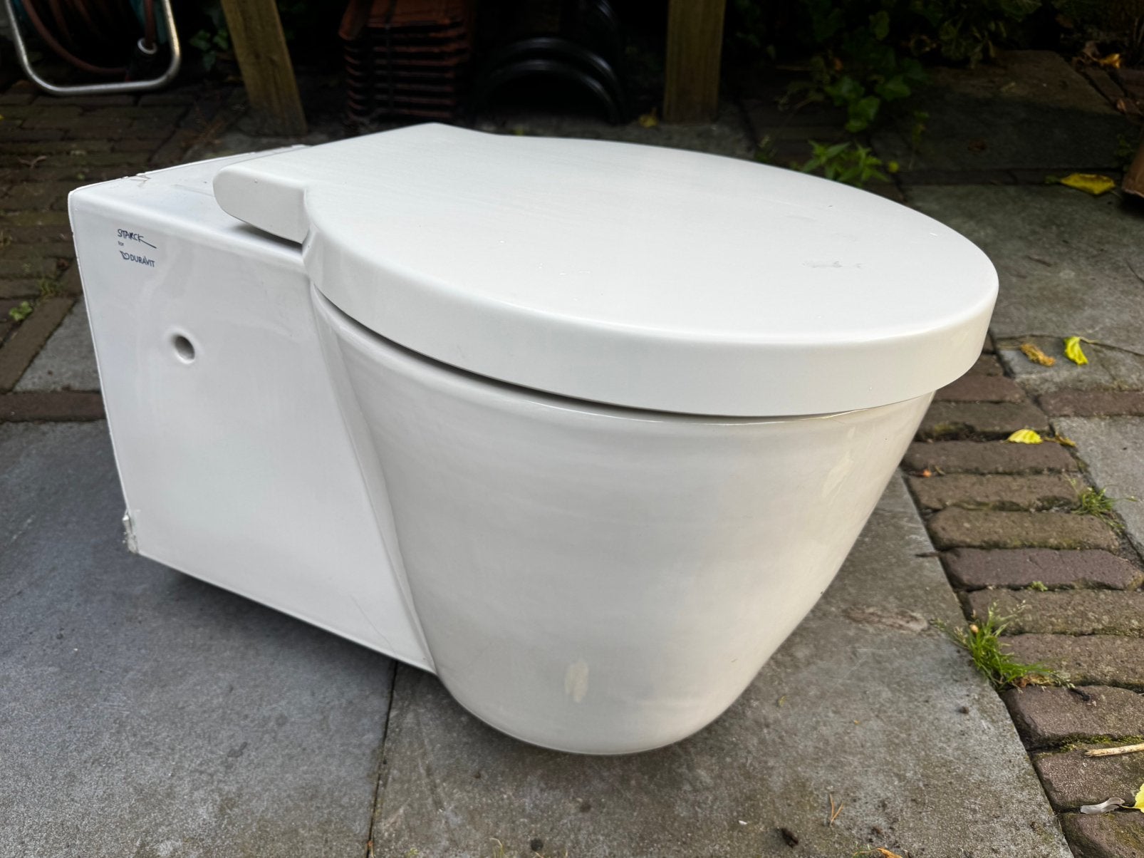 Twee Duravit Starck 1 toiletpotten, Ophalen, Zo goed als nieuw, Steen, Toilet