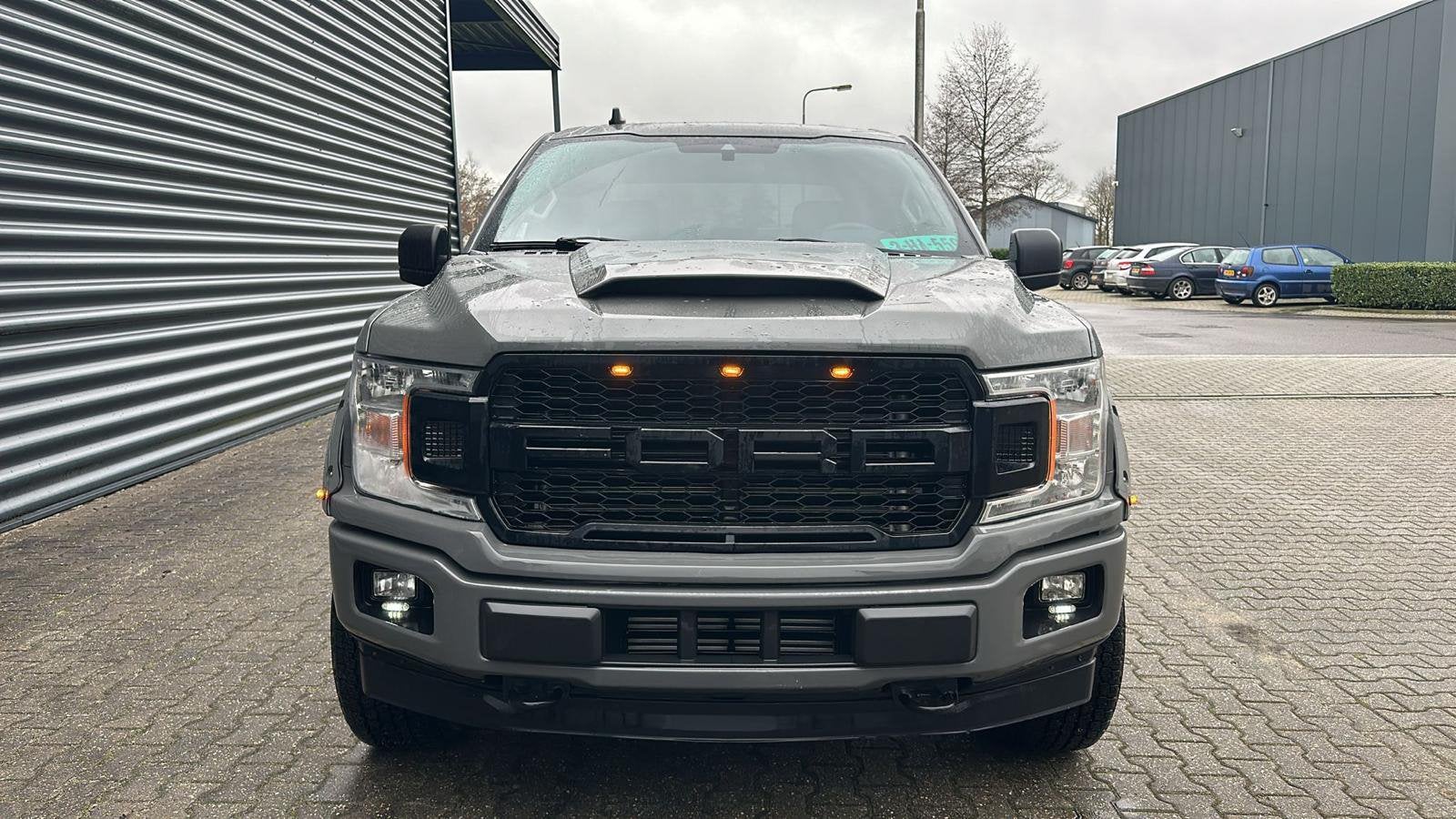 Ford F-150 2020 Grijs, Automaat, Zwart, Adaptieve lichten, Leder