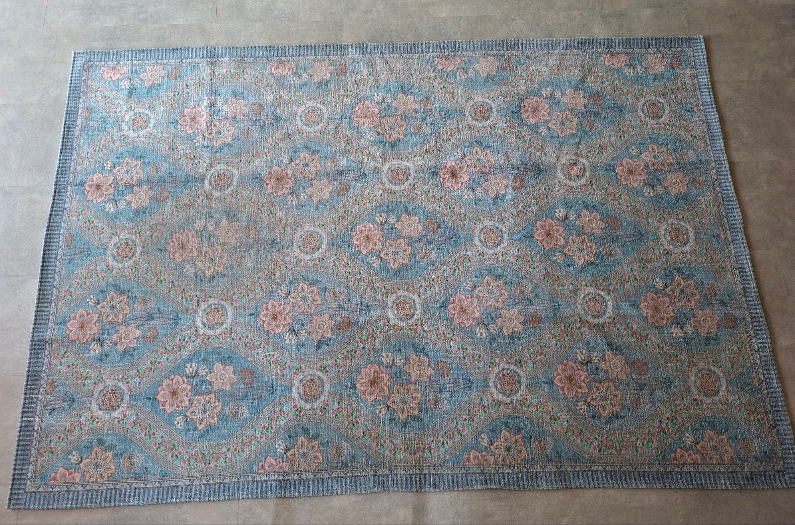 PIP Studio vloerkleed, ruim 1.55 m x 2.35 m, Bloemenpatroon, Romantisch, Klassiek, Groen, 150 tot 200 cm, 200 cm of meer